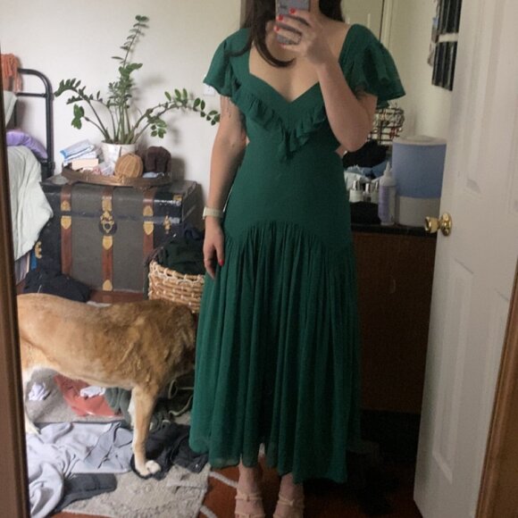 ASOS DESIGN flutter sleeve ruffle midi dress with open back in forest green - Picture 3 of 3